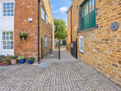 Sarjeant Court, Rothwell, Kettering