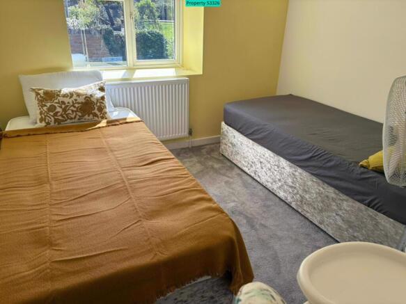 Bedroom 3.1mts x 3.0mts