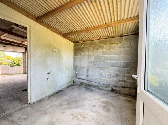 Garage/Store