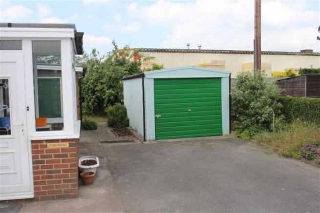 Detached Garage