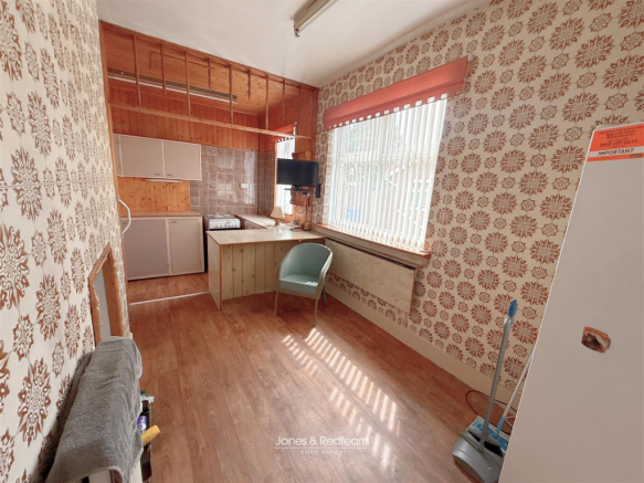 Victoria Road, Prestatyn photo 5