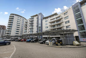 77, Lexicon Apartments, Mercury Gardens, Romford RM1 3HG