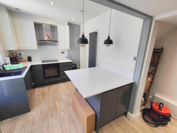 2 bed Terraced for sale Image 9