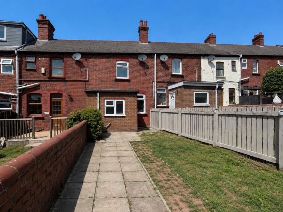 2 bed Terraced for sale Image 8