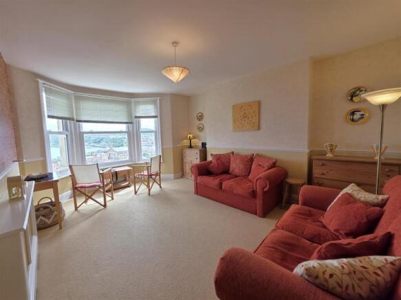 2 bed Apartment for sale Image 4