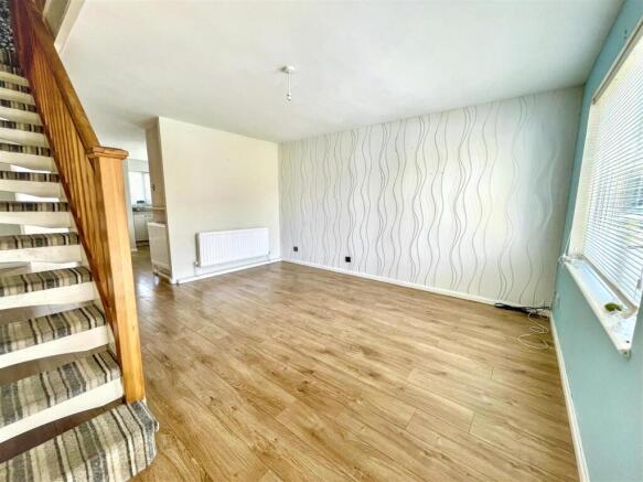 3 bed Semi-Detached for sale Image 5