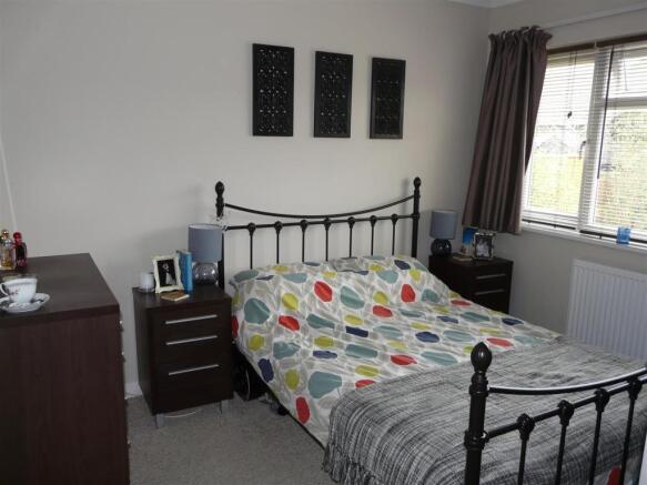 28a metz ave 003.jpg