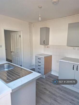 Kitchen (2)