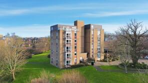 6m, Fair-a-far, Cramond, Edinburgh EH4 6QE