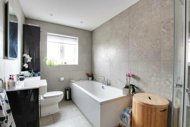 Bathroom & w.c