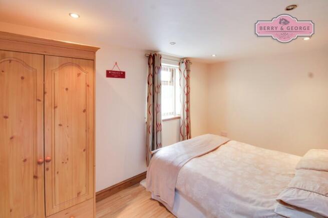 ANNEX BED 1