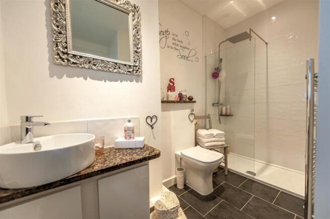 En-suite.jpg
