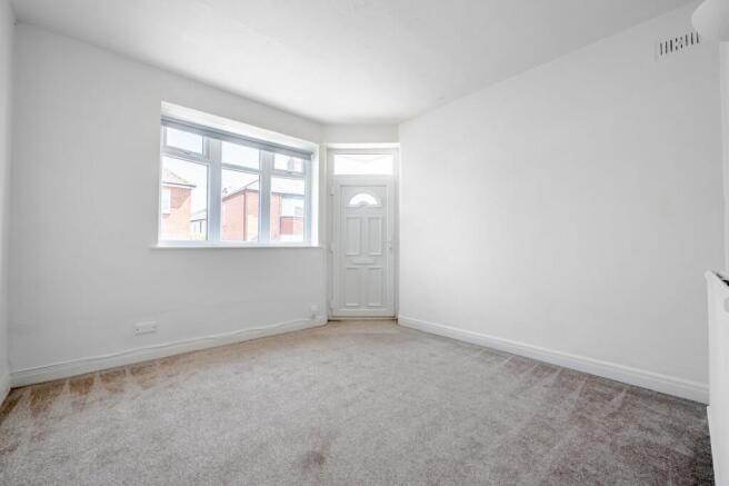 3 bed Semi-Detached for sale Image 9