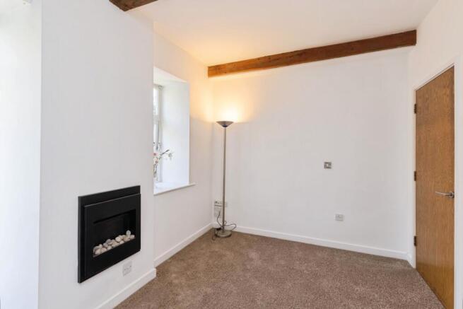 1 bed Apartment to rent Image 4
