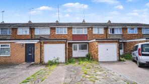 2, Andover Close, Uxbridge UB8 2XH