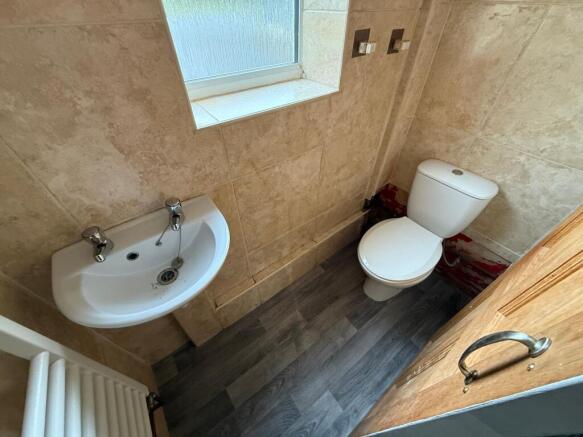 3 bed Semi-Detached for sale Image 6