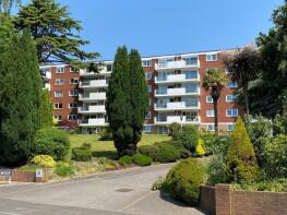 27, 17 Baronsmede, Branksome Wood Road, Bournemouth BH2 6DE