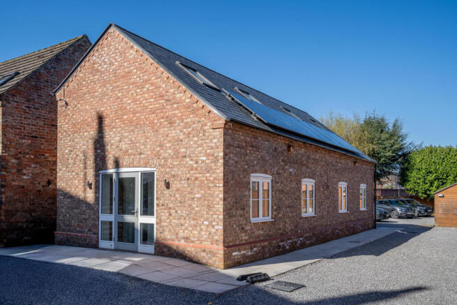 18 bed Terraced for sale Image 12