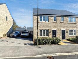 82, Cairn Drive, Harpur Hill, Buxton SK17 9XP