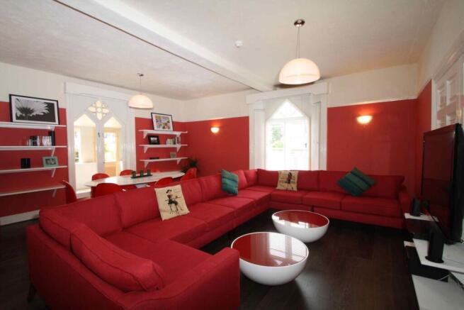 33F Sitting Room