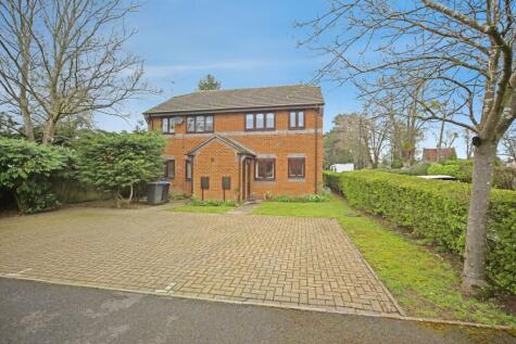 Paddock Lane, Stratford-upon-Avon, Warwickshire, CV37