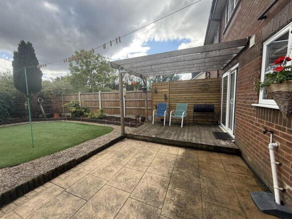 3 bed Semi-Detached for sale Image 10