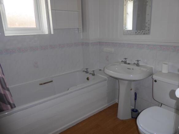 17MillersClBathroom