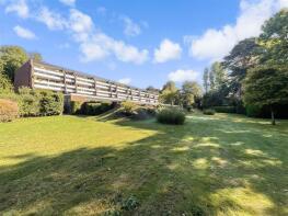 9, Bancroft Court, Reigate RH2 7RW