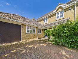 39, Sycamore Close, Hitchin SG4 7SN