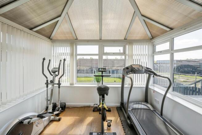 3 bed Detached Bungalow for sale Image 10