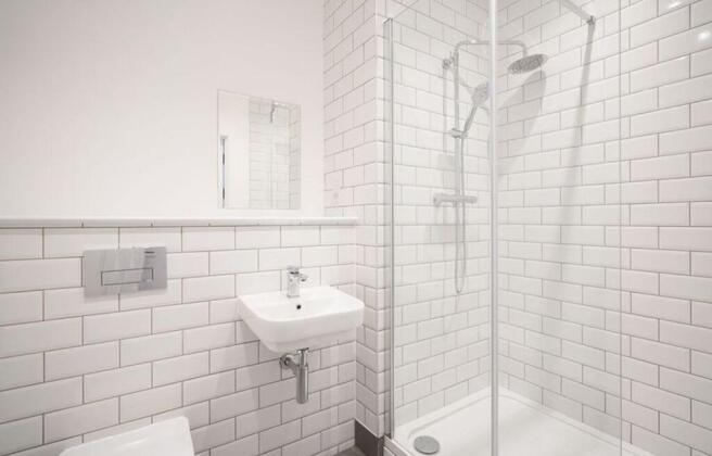 2 bed Apartment to rent Image 6