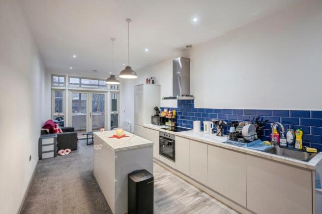 1 bed Flat for sale Image 6