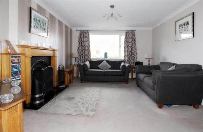 30012_Orchard Drive.