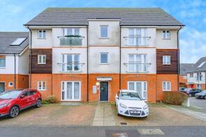 5, Digby Close, Luton LU4 8FA