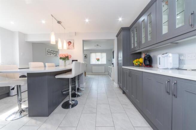 Kitchen/Family Room