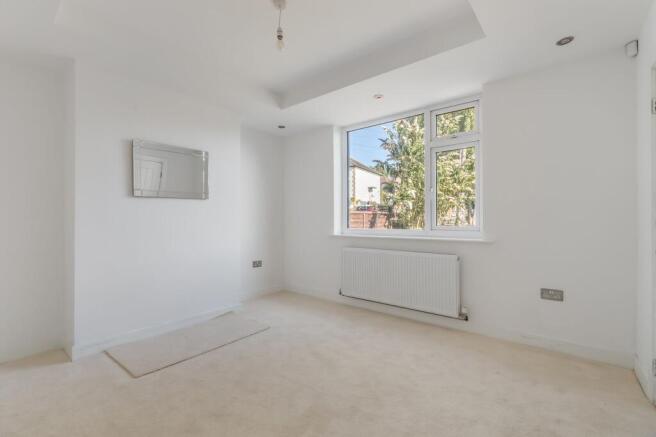3 bed Semi-Detached for sale Image 7