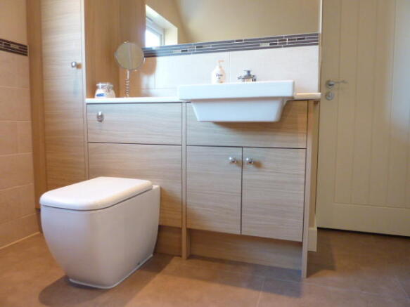 Further Bathroom Image