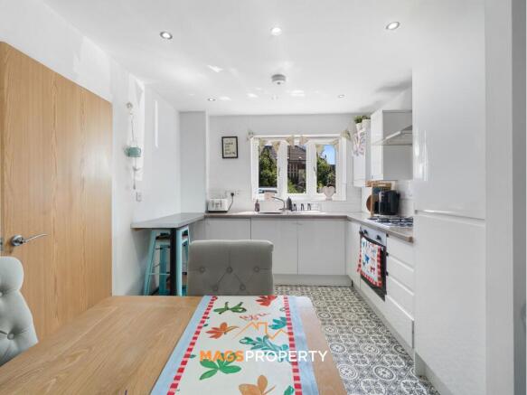 Kitchen / Dining Room
