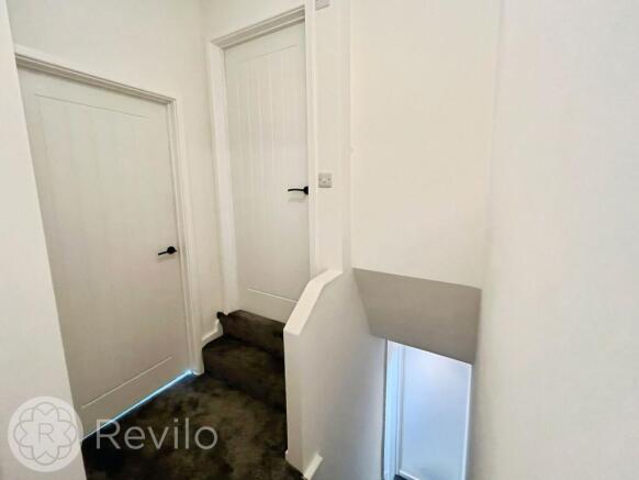 3 bed Terraced to rent Image 12