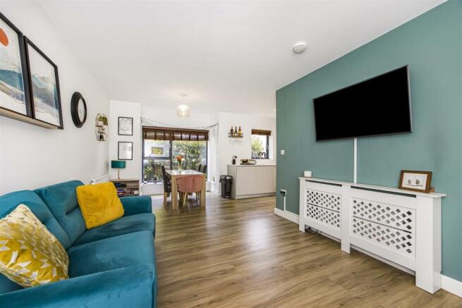 2 Elrington House -012.jpg