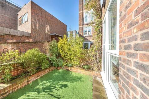 Elver Gardens, Cambridge Heath