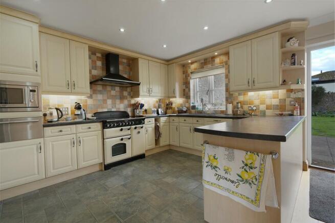 Charter Court - Image 19.jpg
