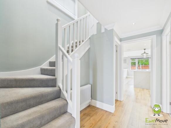 EweMove Estate Agents Basingstoke - Restormel Clos
