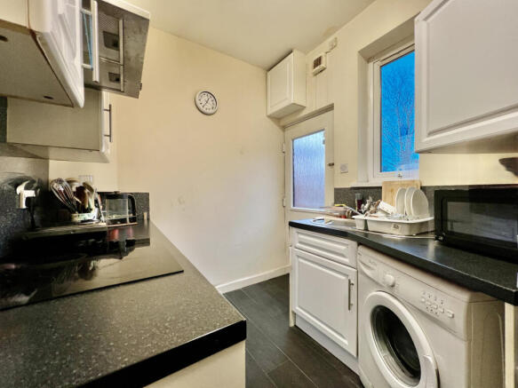 2 bed Terraced for sale Image 4