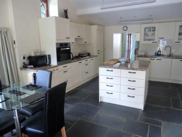 Cottage - Kitchen...
