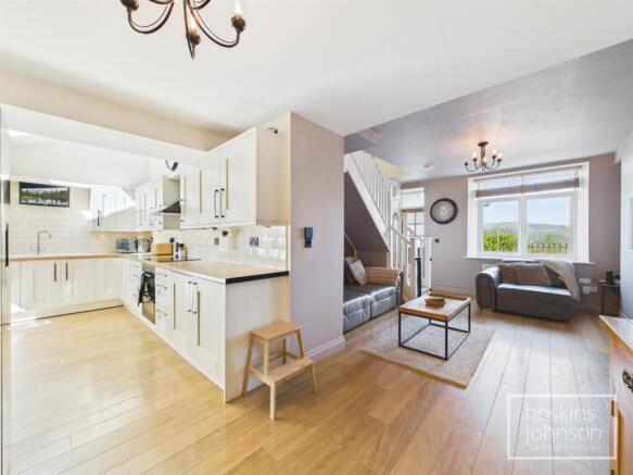 Open Plan Kitchen/Dining Area