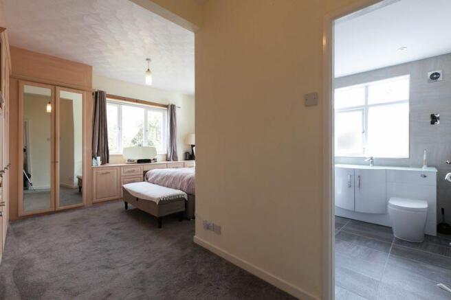 Master / Ensuite