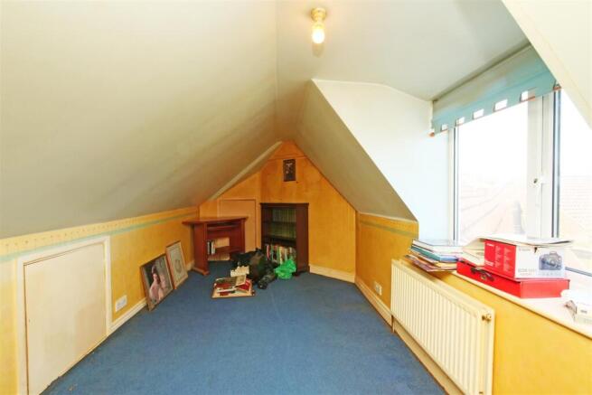 2 bed Detached Bungalow for sale Image 12
