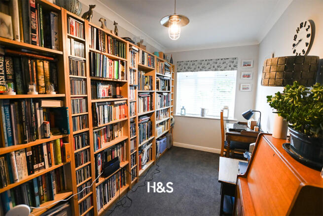 Photo 12