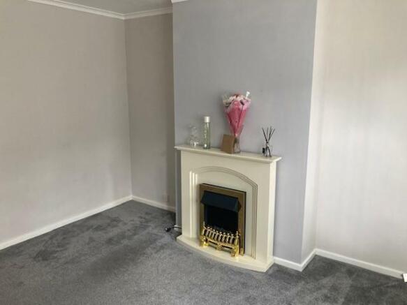 LOUNGE 4.jpg
